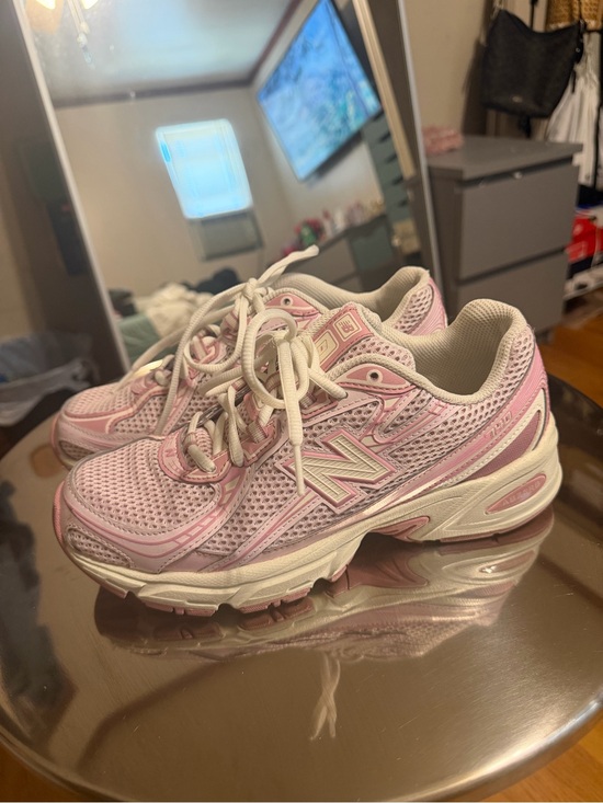 New Balance Shoes - New Balance Women's Pink and White Athletic Running Shoes